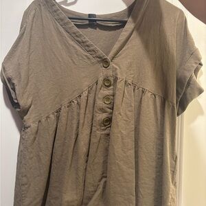 Casual V-Neck Buttoned Women Top - Dark olive green